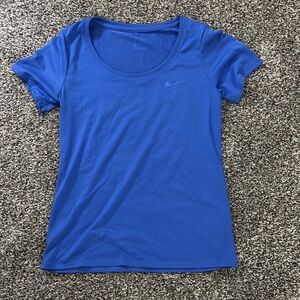 Nike Women's Blue T-Shirt